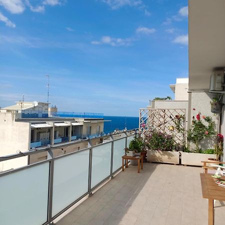 شقة La Dimora Vista Mare باري المظهر الخارجي الصورة