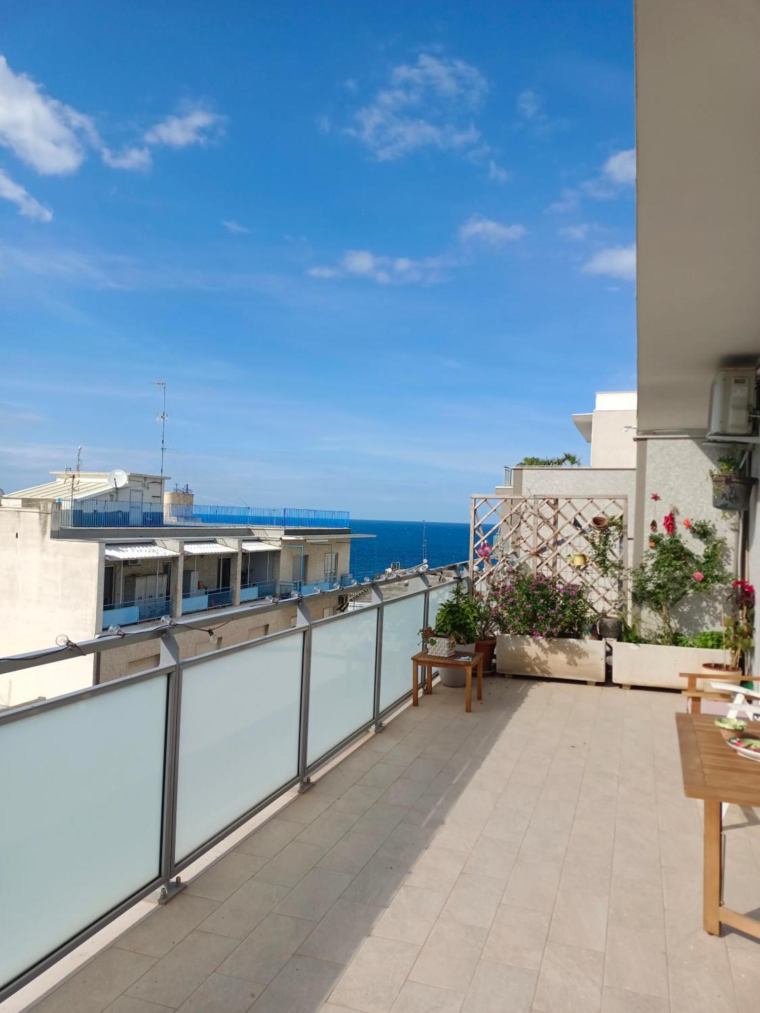 شقة La Dimora Vista Mare باري المظهر الخارجي الصورة