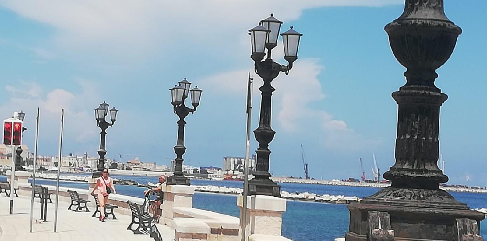 شقة La Dimora Vista Mare باري المظهر الخارجي الصورة
